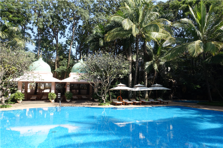 leela-bangalore 5472 swimming pool-crop-v2.jpg